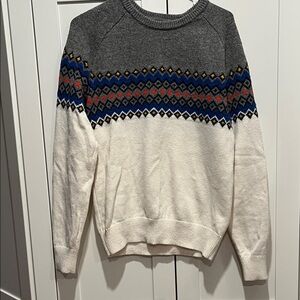 GAP Gray and Cream Crewneck Sweater with Colorful Pattern